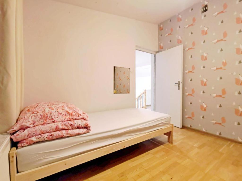 Guest House Hostel *